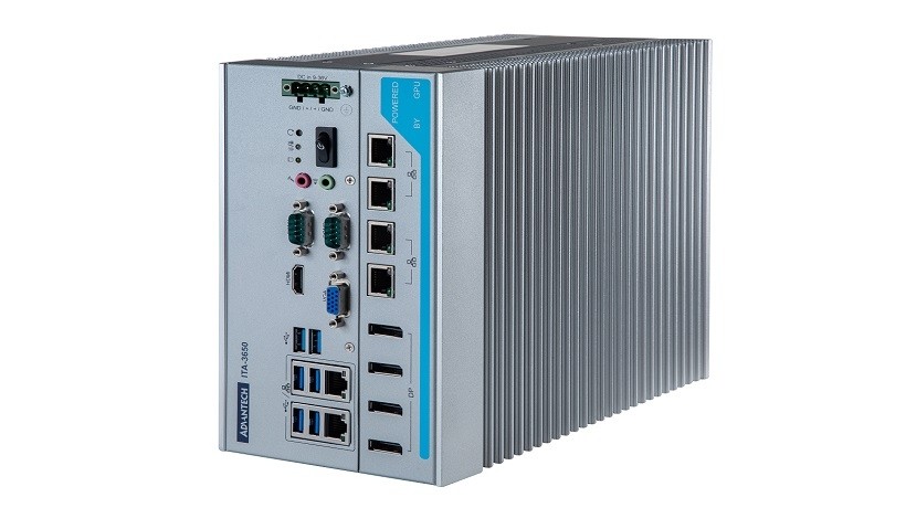 Intel 6th & 7th Generation Desktop Processor Fanless System with GPU Module for Traffic Application